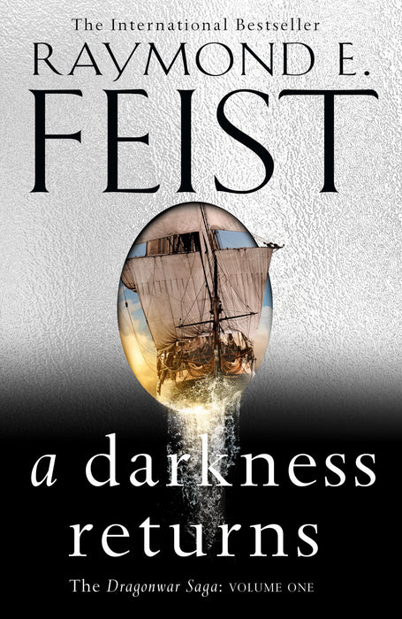 A Darkness Returns : Book 1