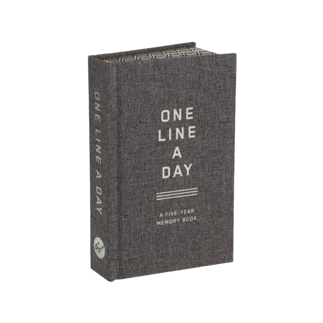 Charcoal Canvas One Line a Day : A Five-Year Memory Book