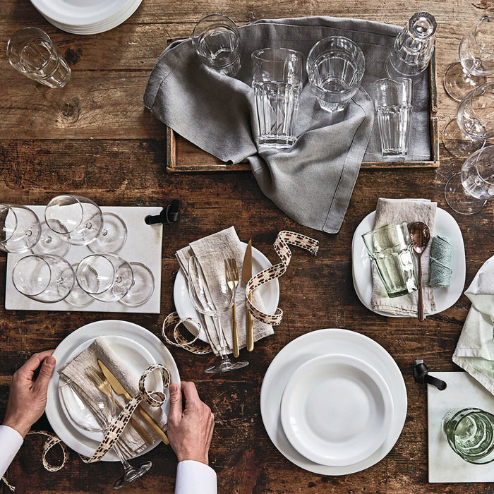 V8HF4243834EA74A062C4D3152228DFE2AAR3403611P2